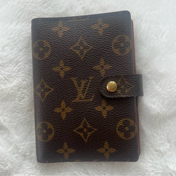 Louis Vuitton Accessories - Louis Vuitton Monogram Coated Canvas Ring Agenda Cover PM